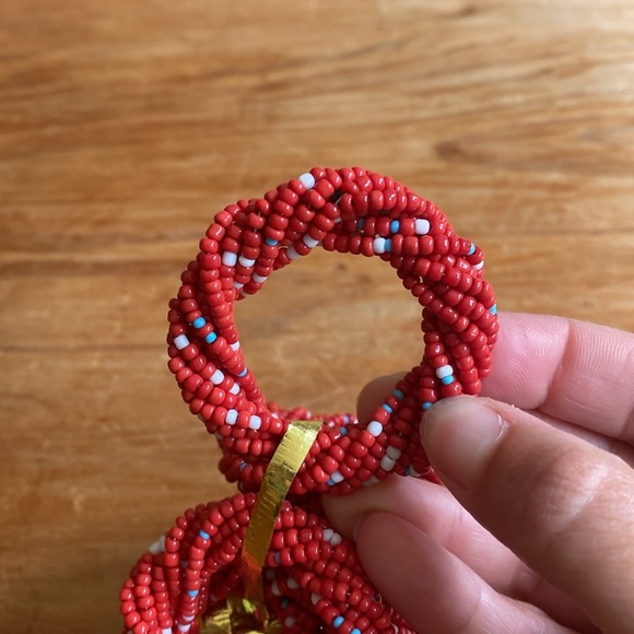 6pc Beaded Napkin Rings - Picture 2 of 2